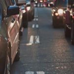 Έρχονται πρόστιμα έως 1.000 ευρώ για τα ανασφάλιστα οχήματα cars-traffic