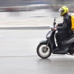 Μέτρα για τους διανομείς ζητά το Εργατικό Κέντρο Θεσπρωτίας delivery_rider_shutterstock-768x480