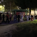 Πλήθος κόσμου στη συγκέντρωση για τη δολοφονία της 25χρονης Πηνελόπης 453624